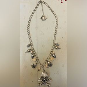 18” long chain necklace with skulls